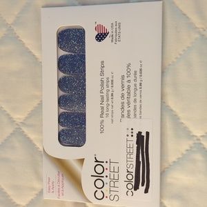 Color Street nail polish strips